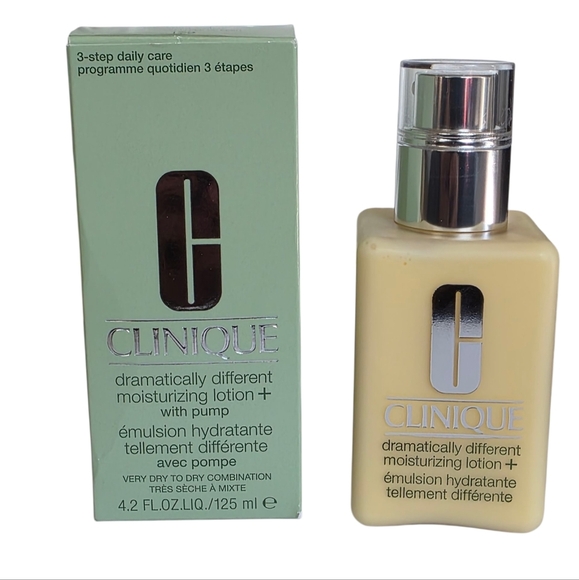 Clinique Dramatically Different Moisturizing Lotion +With Pump NIB 4.2 - Picture 3 of 9